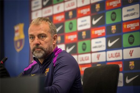 فليك يحسم موقف أراوخو من المشاركة أمام ألافيس.. ويوضح موقف برشلونة من انتقالات الشتاء فليك يحسم موقف أراوخو من المشاركة أمام ألافيس.. ويوضح موقف برشلونة من انتقالات الشتاء