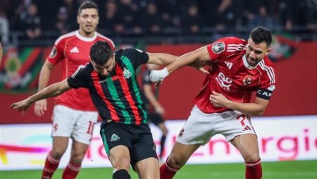 دوري أبطال أفريقيا.. الأهلي يتعادل مع الجيش الملكي ويتصدر المجموعة
