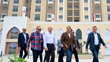 مدبولي يتفقد مشروع الفسطاط فيو المطل على حدائق تلال الفسطاط (بطن البقرة سابقًا)