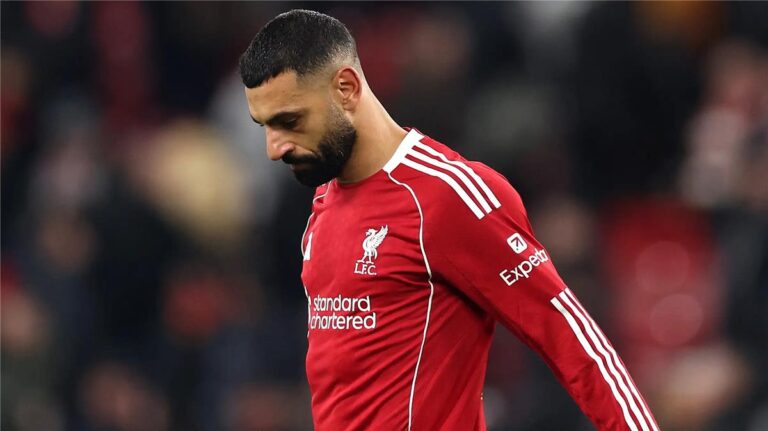 سبقه في الكرة الذهبية.. رئيس إيفرتون السابق: محمد صلاح سلاح ليفربول لحسم صفقة ذهبية