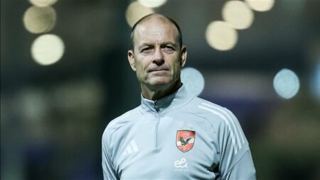 دوري أبطال إفريقيا.. الأهلي يختتم استعداداته لمواجهة شبيبة القبائل وتوروب يحسم موقف إمام عاشور وزيزو