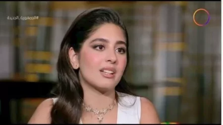 "فستان مزين بالزهور".. مايان السيد تتألق في مهرجان القاهرة السينمائي