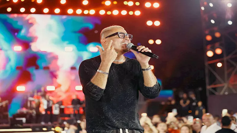 بالفيديو- عمرو دياب من دبي:" ببارك لمصر" على افتتاح المتحف المصري الكبير بالفيديو- عمرو دياب من دبي:" ببارك لمصر" على افتتاح المتحف المصري الكبير