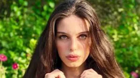 صولا عمر بفستان أنيق.. إليك تفاصيل الإطلالة