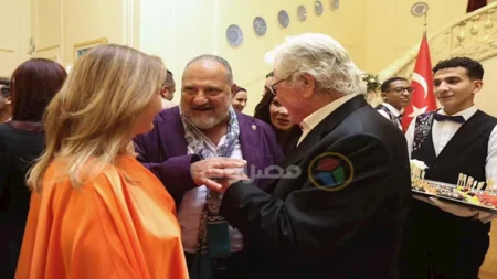 خالد الصاوي ويسرا ومنة فضالي.. نجوم الفن يشاركون في حفل السفارة التركية