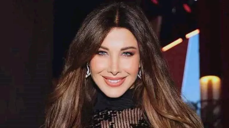 نانسي عجرم بفستان يبرز قوامها.. إليك تفاصيل اللوك نانسي عجرم بفستان يبرز قوامها.. إليك تفاصيل اللوك