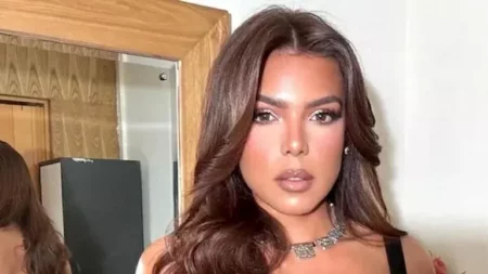 الأبيض يليق بها.. ناهد السباعي تخطف الأنظار بإطلالتها الأبيض يليق بها.. ناهد السباعي تخطف الأنظار بإطلالتها