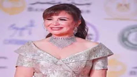 إلهام شاهين بإطلالة أنيقة في أحدث ظهور