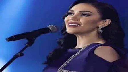 "جمال واحتشام".. مي فاروق تخطف الأنظار بإطلالتها