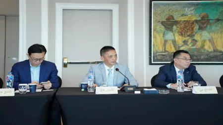 إطلاق أسبوع الفيلم الصيني في مصر لتعزيز التعاون المشترك بين القاهرة وبكين إطلاق أسبوع الفيلم الصيني في مصر لتعزيز التعاون المشترك بين القاهرة وبكين