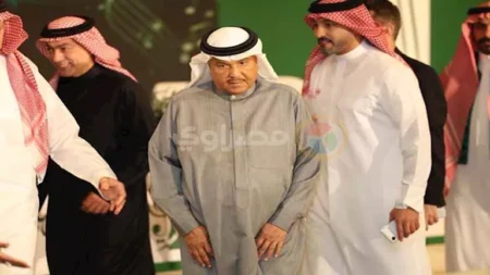 بالصور.. محمد عبده يصل مؤتمر مهرجان الموسيقى العربية الأول بالرياض