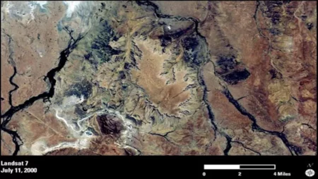 بطول يتجاوز 3 كيلومترات.. قصة "رجل ماري" الغامض في أستراليا (صور)