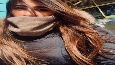 "خست واحلوت".. ياسمين عبد العزيز تستعرض جمالها بإطلالة شتوية