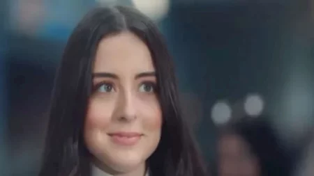 "يناسب قوامها".. خبير موضة يعلق على إطلالة سارة نور في القاهرة السينمائي "يناسب قوامها".. خبير موضة يعلق على إطلالة سارة نور في القاهرة السينمائي