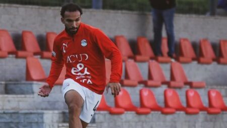 كريم العراقي يشارك أساسيًا مع منتخب مصر أمام الجزائر في كأس العرب كريم العراقي يشارك أساسيًا مع منتخب مصر أمام الجزائر في كأس العرب