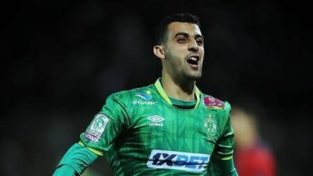 صفقة الأهلي المحتملة.. يوسف بلعمري يرفض تجديد عقده مع الرجاء المغربي صفقة الأهلي المحتملة.. يوسف بلعمري يرفض تجديد عقده مع الرجاء المغربي