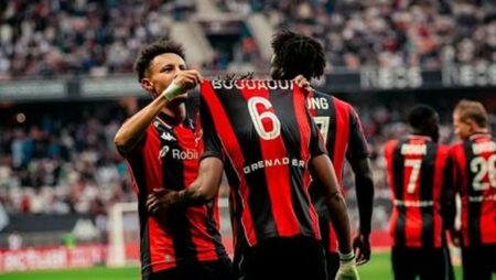 الدوري الأوروبي.. تعرف على تشكيل مباراة بورتو ونيس الدوري الأوروبي.. تعرف على تشكيل مباراة بورتو ونيس