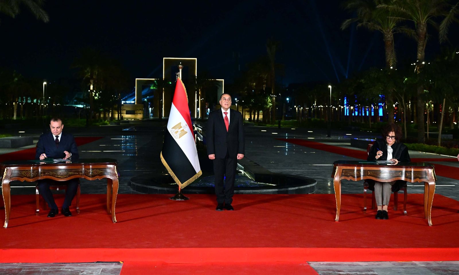 الحكومة تعتزم إنشاء مركز تعليم الحرف اليدوية بمدرب اللبانة.. صور