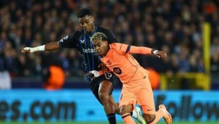 مصيدة التسلل خارج الخدمة.. كلوب بروج يتقدم على برشلونة بالشوط الأول