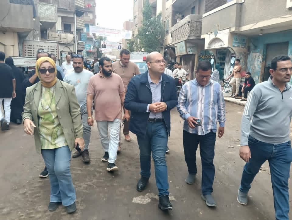 نائب محافظ الجيزة يتفقد زاوية أبومسلم المتضررة من ارتفاع منسوب المصرف