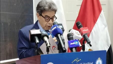 نقيب البيطريين: مهنتنا خط الدفاع الأول ضد الأمراض المشتركة وشريك أساسي في حماية صحة الإنسان