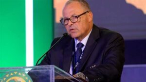 أبو ريدة: اللجنة الفنية للحكام تتمتع بالصلاحيات الكاملة.. ولم نتدخل في اختيار القائمة الدولية