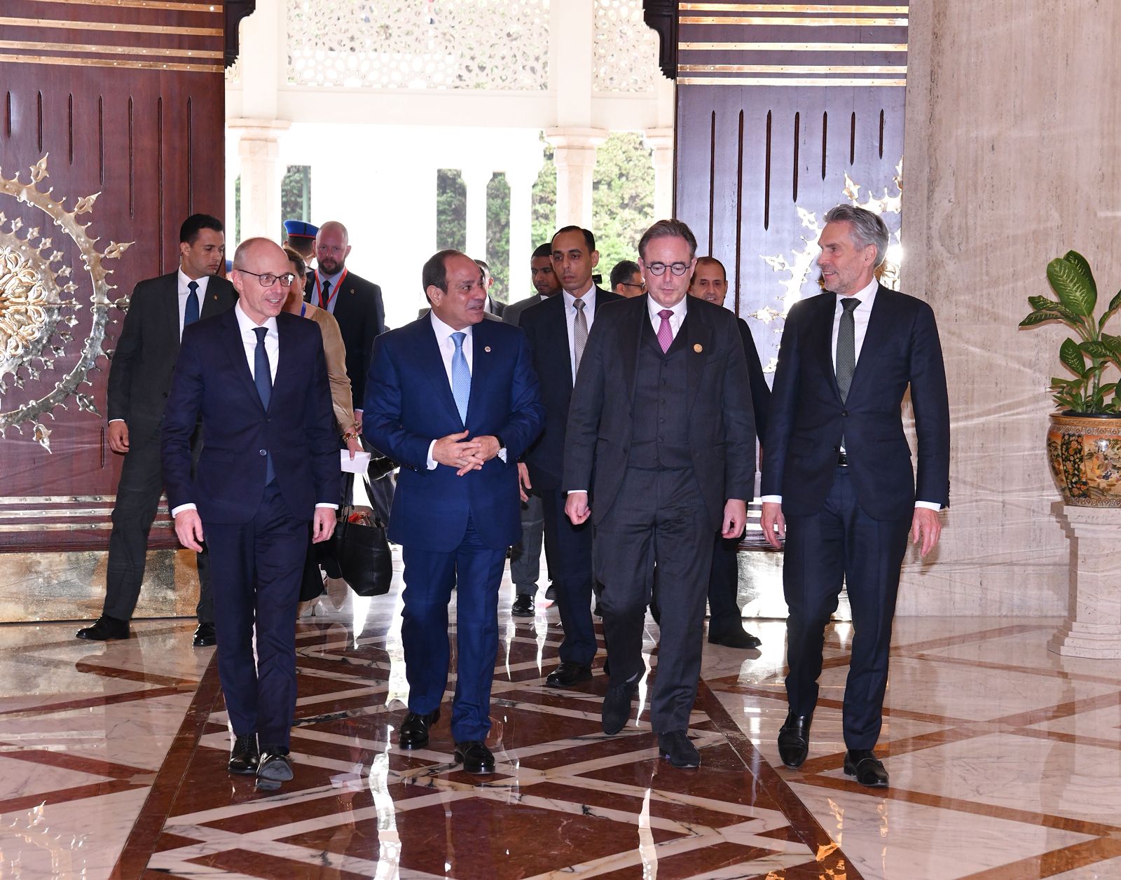 رسائل السيسي لـ رؤساء وزراء تجمع "البنلوكس": نتطلع إلى تعزيز الاستثمارات القادمة في مجالات متعددة