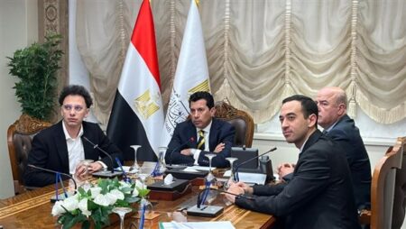 وزير الشباب يطلق فعالية "Learn" في جميع المحافظات لاتحاد "YLY" وزير الشباب يطلق فعالية "Learn" في جميع المحافظات لاتحاد "YLY"