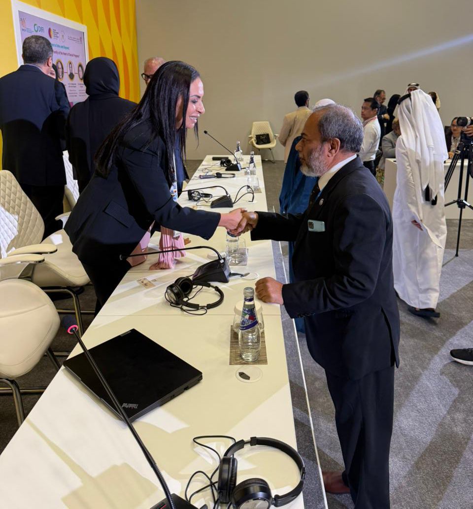 الأسرة هي الموطن الأول للقلب وملاذنا الدائم