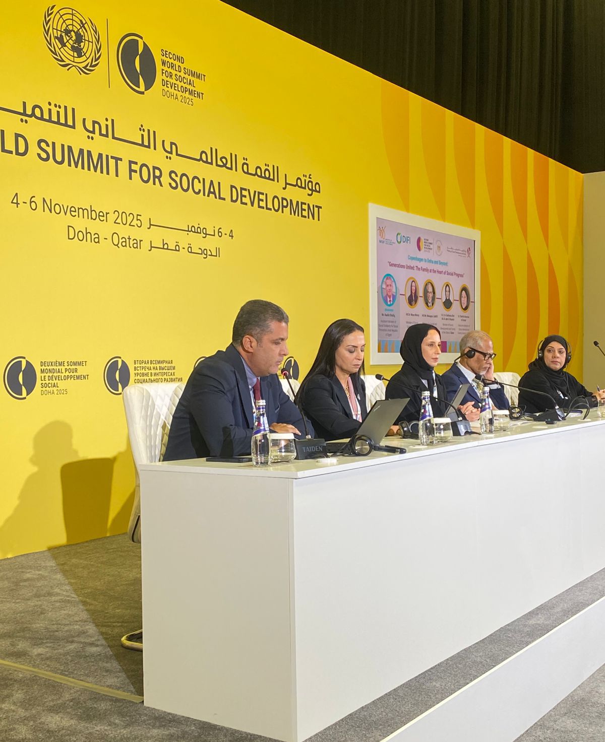 الأسرة هي الموطن الأول للقلب وملاذنا الدائم