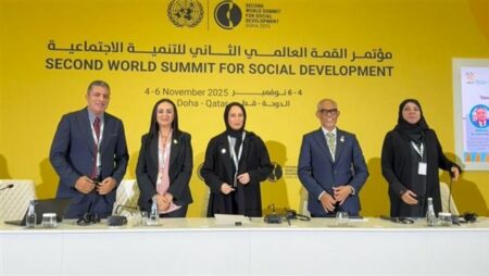 الأسرة هي الموطن الأول للقلب وملاذنا الدائم