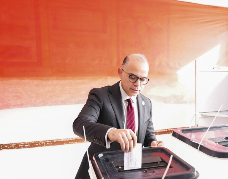 رئيس الرقابة المالية: الاستحقاقات الديمقراطية ركيزة أساسية لبناء الجمهورية الجديدة رئيس الرقابة المالية: الاستحقاقات الديمقراطية ركيزة أساسية لبناء الجمهورية الجديدة