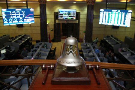 بقيمة 10 مليارات جنيه.. العقارات تقود أنشط قطاعات البورصة المصرية خلال أسبوع