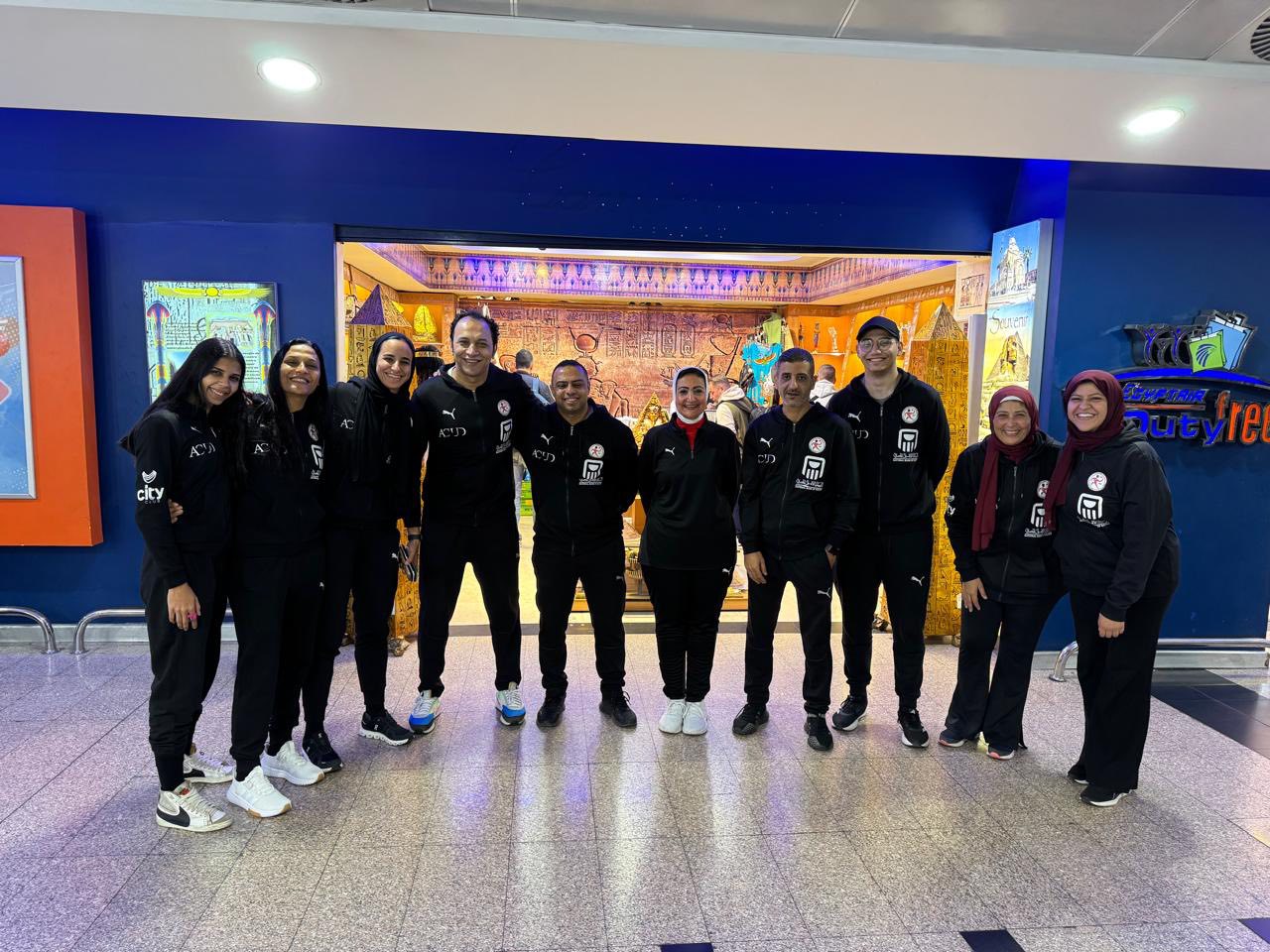 الظهور الأول بالمونديال.. بعثة منتخب سيدات اليد تغادر إلى هولندا للمشاركة في بطولة العالم