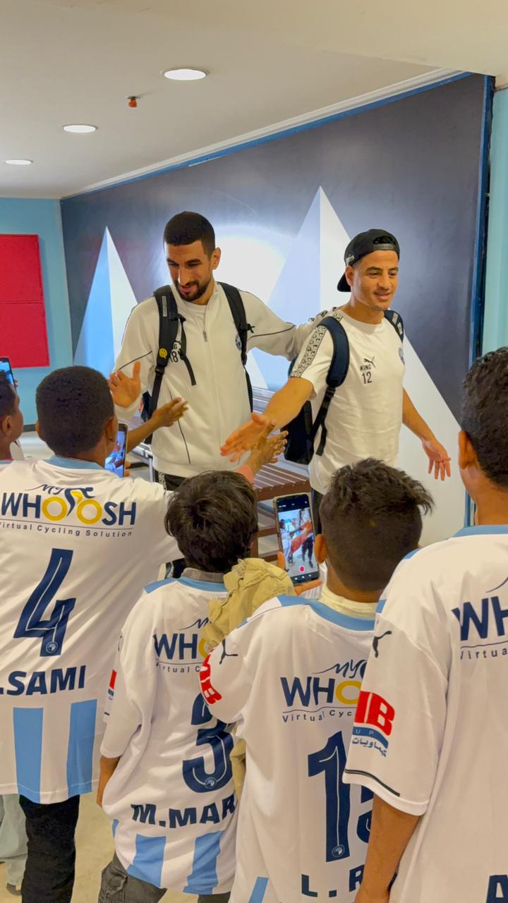 بيراميدز يصل ملعب الدفاع الجوي استعدادا لمواجهة الاتحاد السكندري في الدوري "صور"