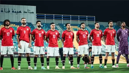 مروان حمدي يتعادل للفراعنة في شباك الإمارات مروان حمدي يتعادل للفراعنة في شباك الإمارات