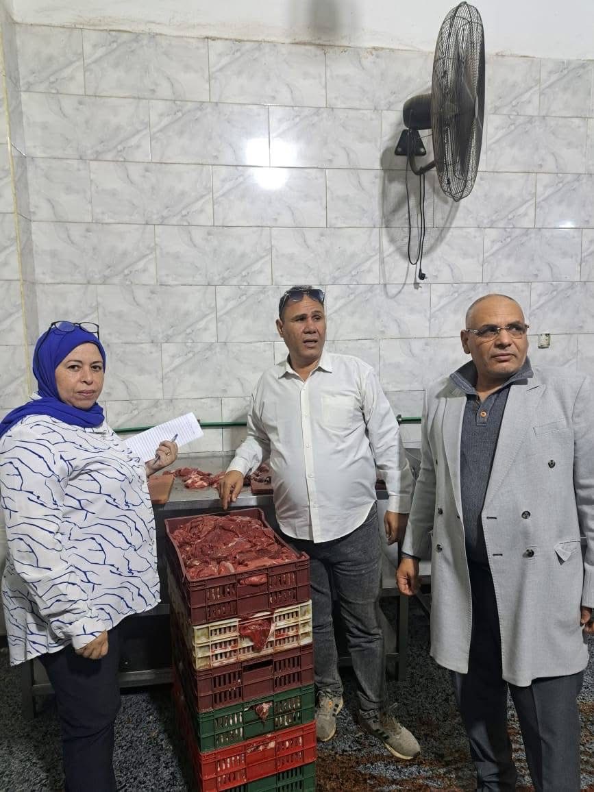 مديرية تموين الجيزة .. ضبط 182 شيكارة دقيق مدعم ولحوم فاسدة بالبدرشين