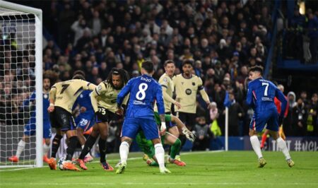 سبورت: أزمة نفسية تبعد لاعب برشلونة عن التدريبات.. والنادي يستجيب لطلبه