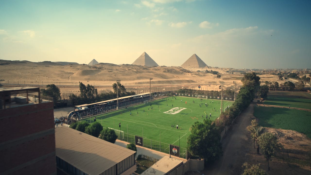 محمد صلاح يظهر مع ابنته كيان في برنامج اكتشاف المواهب بكرة القدم