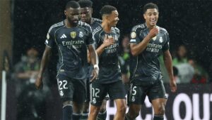 بعد إصابة أرنولد.. موقف ريال مدريد من تدعيم مركز الظهير الأيمن في يناير