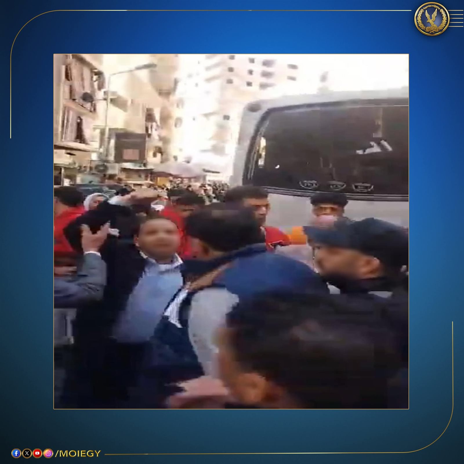 الداخلية تتصدى: سقوط شبكات الرشاوى الانتخابية خلال يوم انتخابي ساخن 14 الداخلية تتصدى: سقوط شبكات الرشاوى الانتخابية خلال يوم انتخابي ساخن