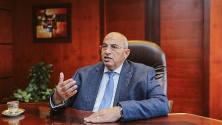 "خبراء الضرائب" تناشد الرئيس السيسي باستخدام «مصر24 رئاسي» لإعفاء السكن الخاص من الضريبة العقارية