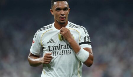 أرنولد يوجه رسالة مؤثرة لـ جماهير ريال مدريد: أنا مدمر بسبب ما حدث