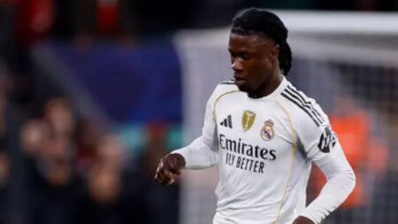 حقيقة إصابة كامافينجا أمام أتلتيك بلباو حقيقة إصابة كامافينجا أمام أتلتيك بلباو