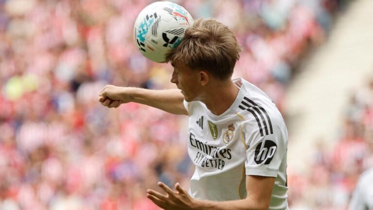 ماركا: هويسن يواجه تحديًا كبيرًا مع ريال مدريد.. وروديجر يهدد موقفه ماركا: هويسن يواجه تحديًا كبيرًا مع ريال مدريد.. وروديجر يهدد موقفه