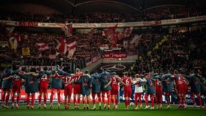 بايرن ميونخ يكتسح شتوتجارت بخماسية ويواصل مطاردة الصدارة في البوندسليجا