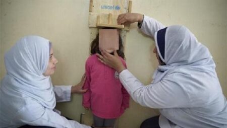 فحص 7.4 مليون تلميذ ضمن مبادرة الكشف المبكر عن «الأنيميا والسمنة والتقزم» فحص 7.4 مليون تلميذ ضمن مبادرة الكشف المبكر عن «الأنيميا والسمنة والتقزم»