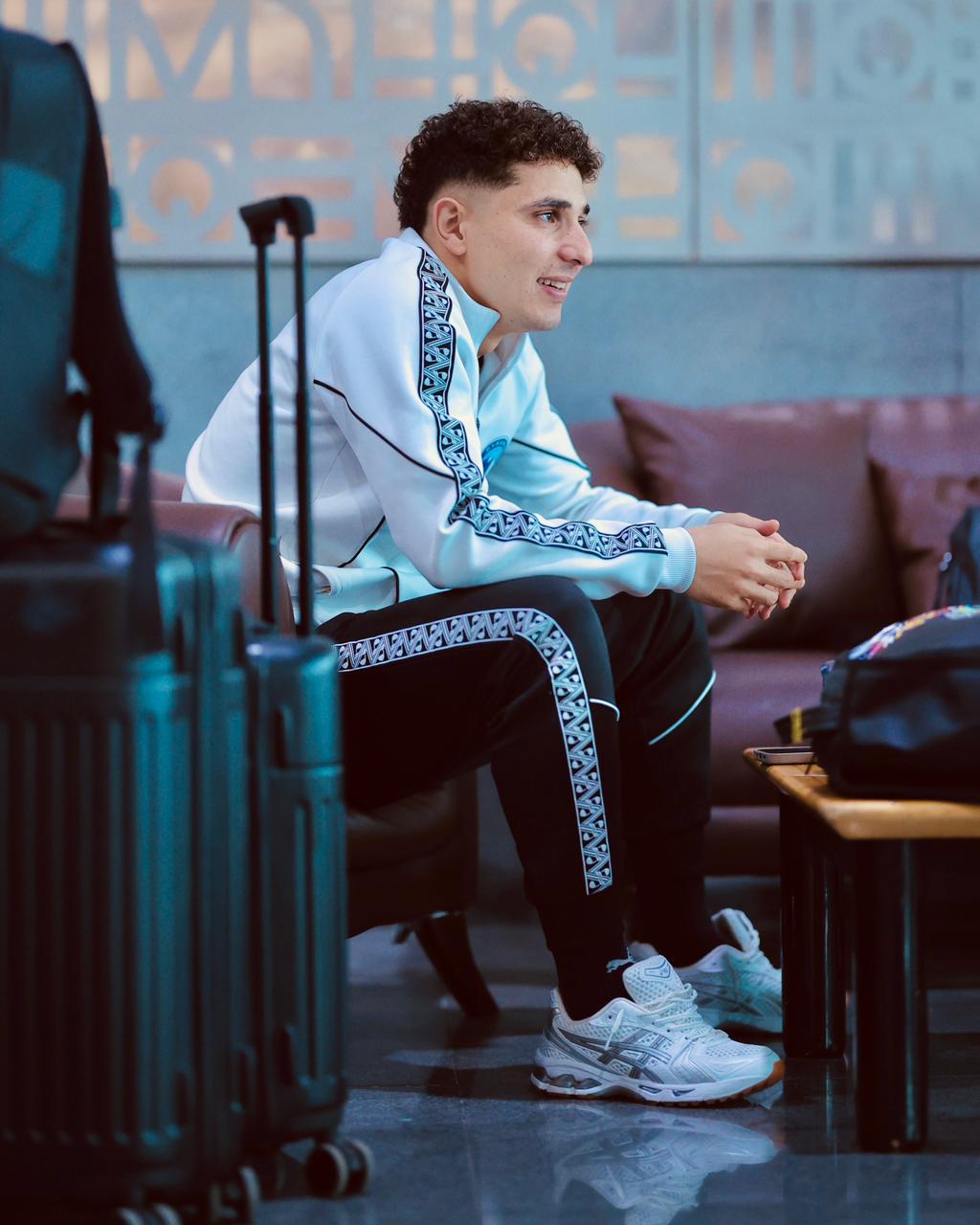 كأس إنتركونتيننتال.. بعثة بيراميدز تصل مطار القاهرة استعدادًا للسفر إلى قطر 5 كأس إنتركونتيننتال.. بعثة بيراميدز تصل مطار القاهرة استعدادًا للسفر إلى قطر