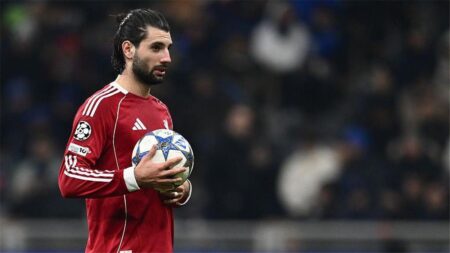 سوبوسلاي عن احتمالية رحيل محمد صلاح من ليفربول: ليس قراري.. وأحبه كثيرًا سوبوسلاي عن احتمالية رحيل محمد صلاح من ليفربول: ليس قراري.. وأحبه كثيرًا