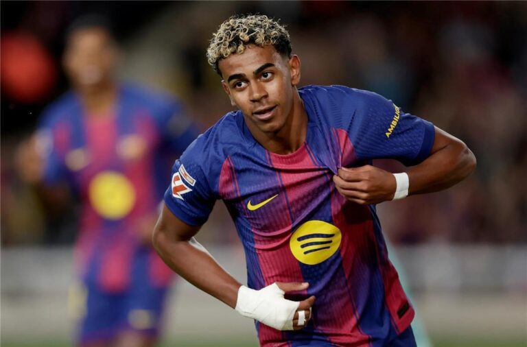 يفعل مثل والده.. صحفي إسباني يتوقع موعد رحيل لامين يامال عن برشلونة يفعل مثل والده.. صحفي إسباني يتوقع موعد رحيل لامين يامال عن برشلونة